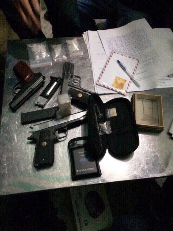 Đường dây thủ súng đạn bán hàng đá cho vũ trường ở Sài Gòn ảnh 2